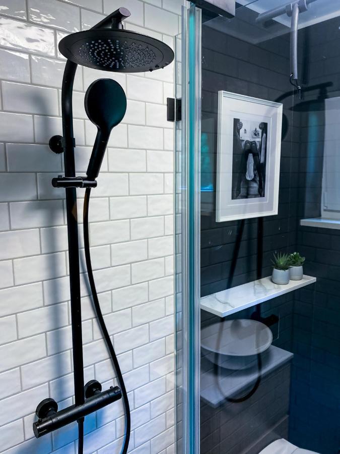Modernes Mit Kamin Und Sauna Am Altdorfer See, Hunde Sind Herzlich Willkommen Holiday home