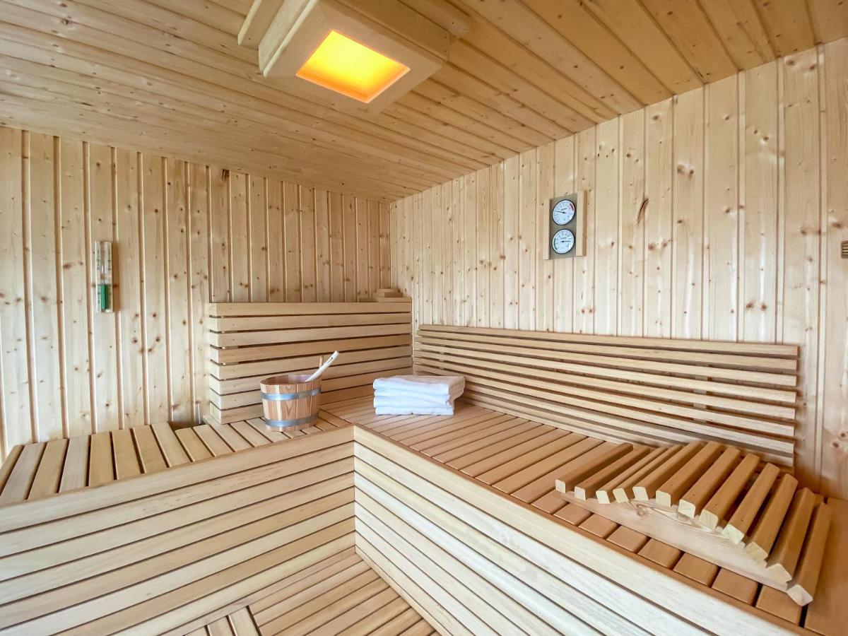 Modernes Mit Kamin Und Sauna Am Altdorfer See, Hunde Sind Herzlich Willkommen *