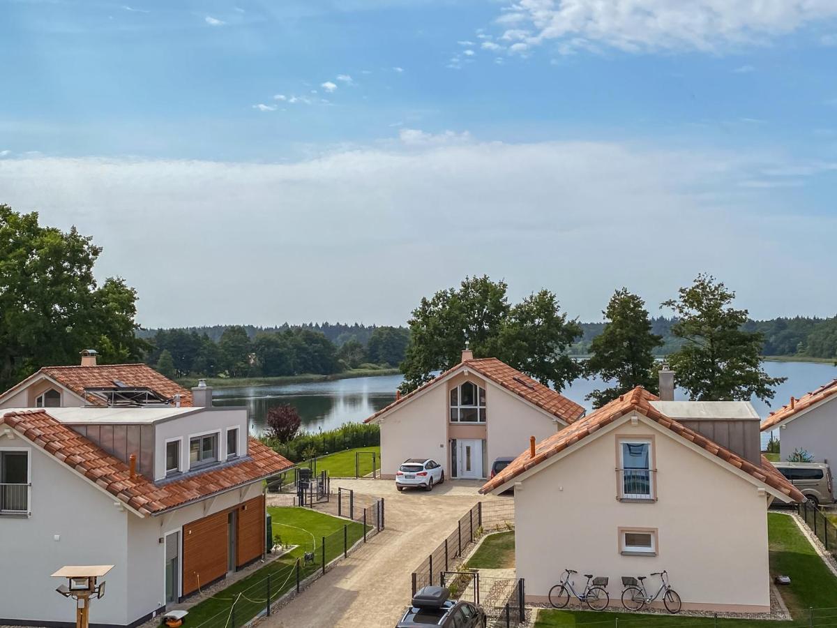 Modernes Mit Kamin Und Sauna Am Altdorfer See, Hunde Sind Herzlich Willkommen *