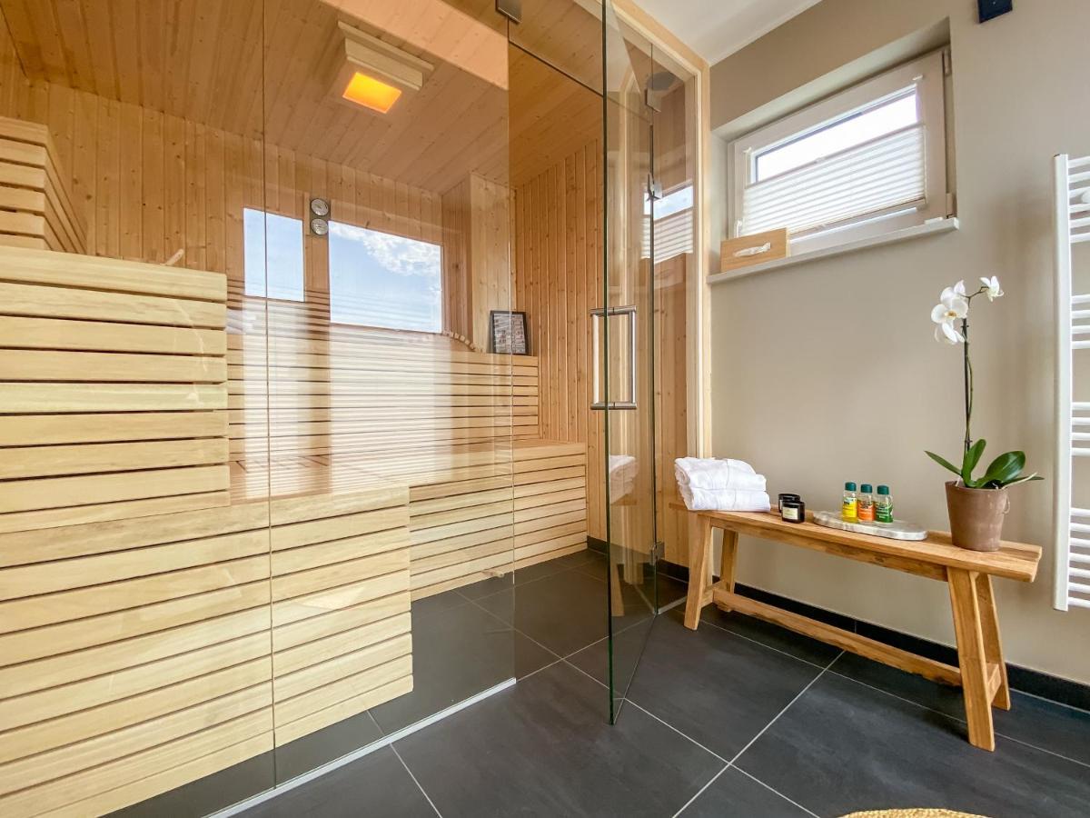 Modernes Mit Kamin Und Sauna Am Altdorfer See, Hunde Sind Herzlich Willkommen *